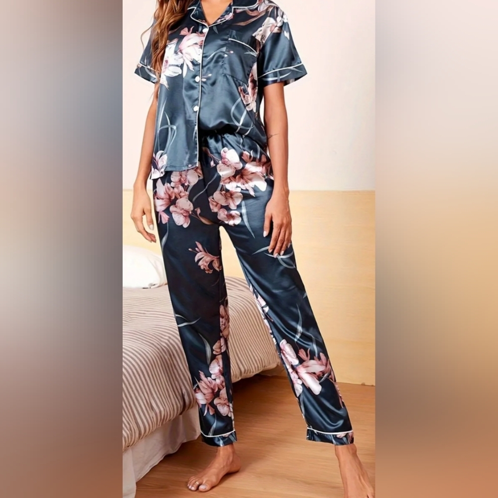 NEW Fall Winter Lounge‎ M Navy Blue Butterly Pink Floral Satin Pajama Gift Sleep